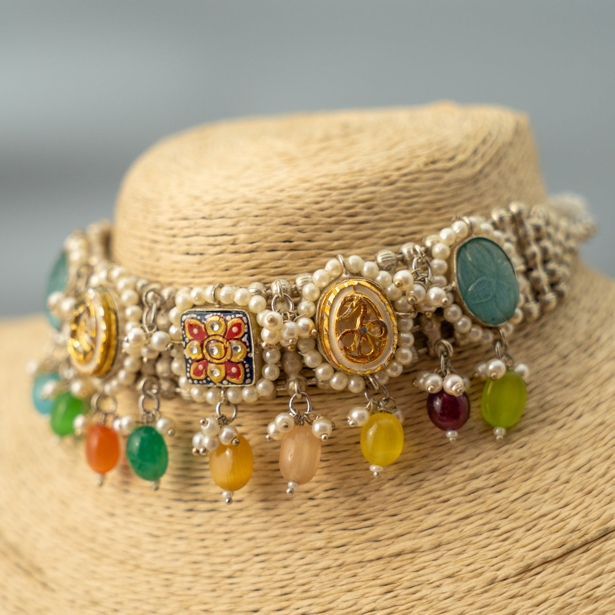 FANG BIJOUX PREMIUM AND EXCLUSIVE FAUX SILVER SEMI HANDMADE CHOKER WITH EARRINGS CH409