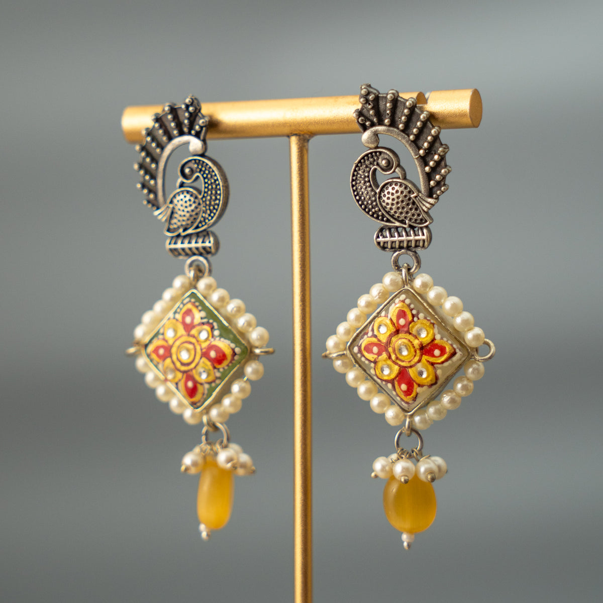 FANG BIJOUX PREMIUM AND EXCLUSIVE FAUX SILVER SEMI HANDMADE CHOKER WITH EARRINGS CH409