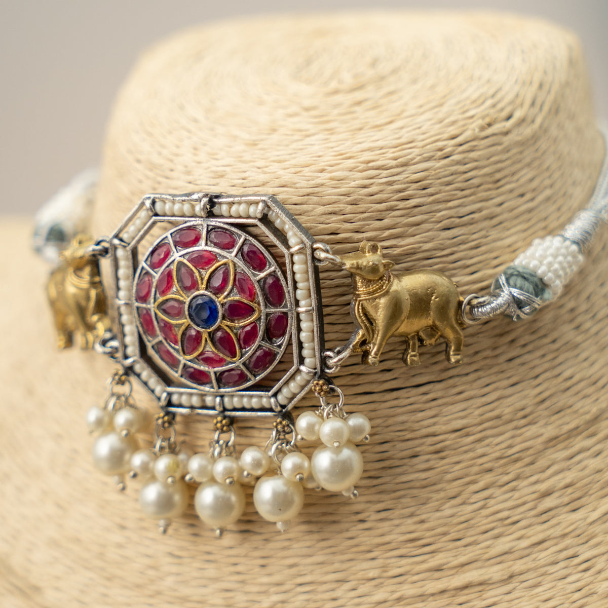 NANDHI BIJOUX PREMIUM AND EXCLUSIVE SEMI HANDMADE CHOKER WITH EARRINGS CH135