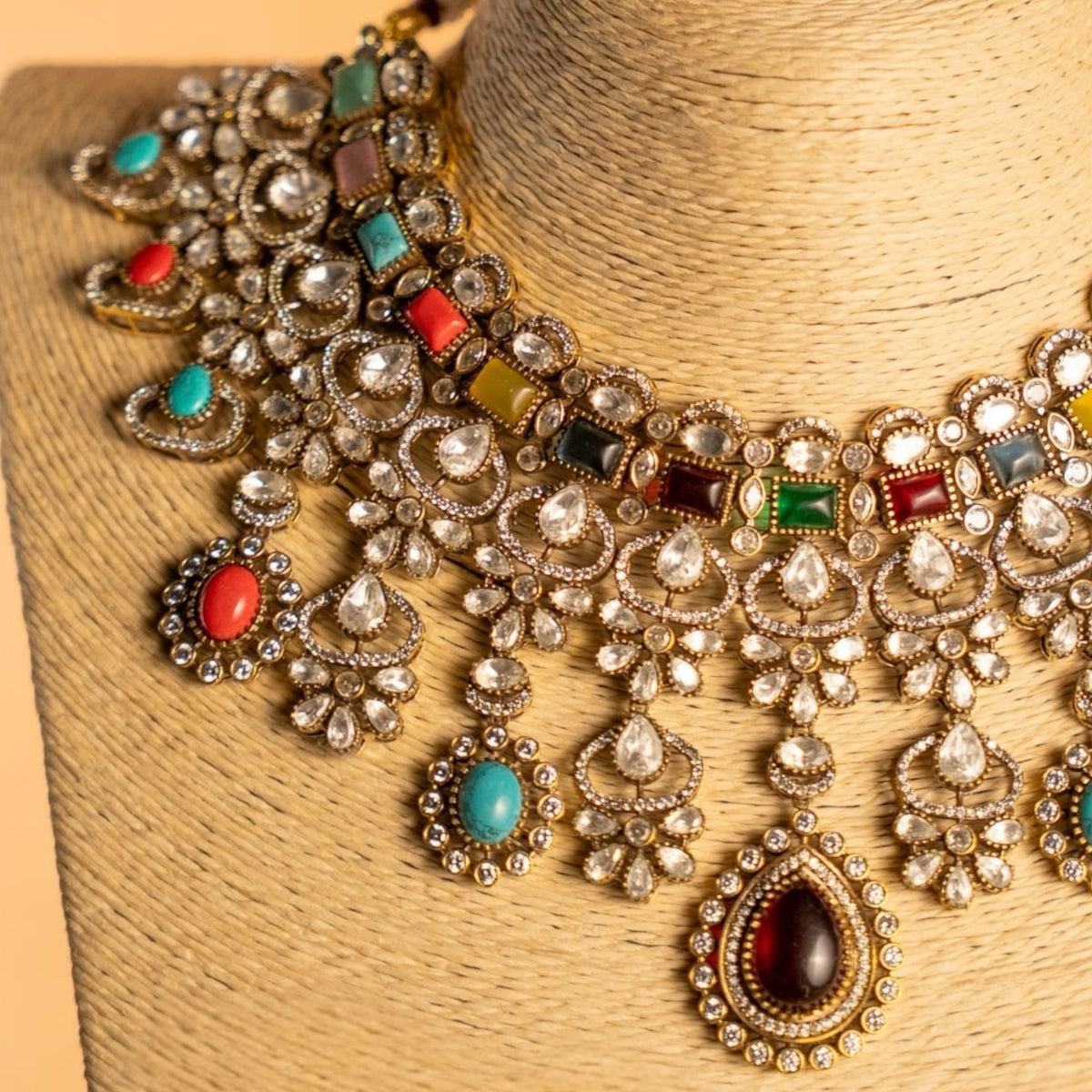 ADVIKA BRIDAL BIJOUX PREMIUM  HANDMADE DARK POLKI NECKLACE WITH EARRING NL304