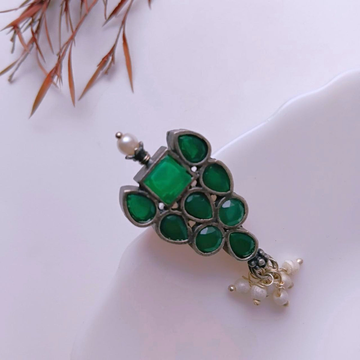 SHAMINI SILVER LOOK ALIKE SEMI-HANDMADE STUDS ER941