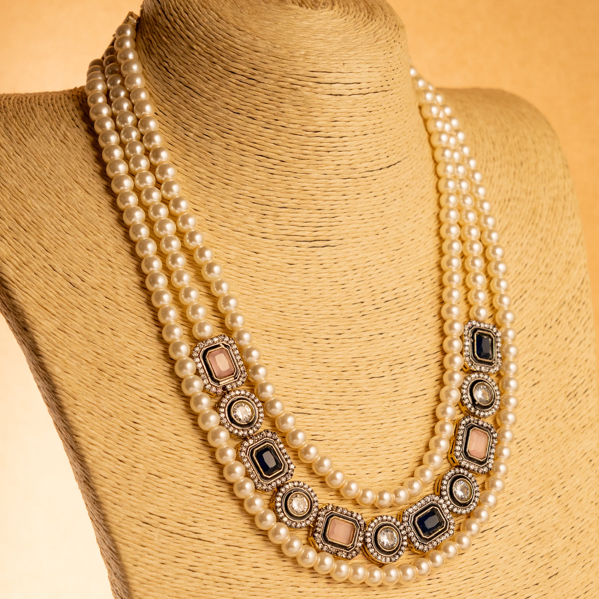 PRITHAM SPLENDOUR CLASSIC LAYERED VICTORIAN HANDMADE NECKLACE NL37