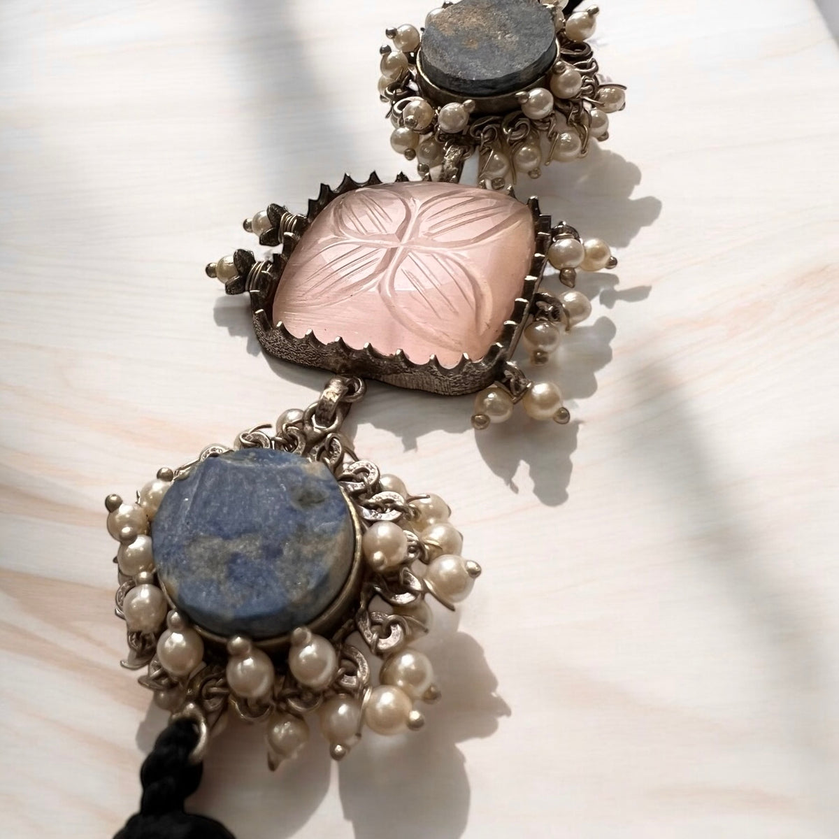 VIJILA BIJOUX PREMIUM AND EXCLUSIVE SEMI HANDMADE CHOKER WITH EARRINGS CH118