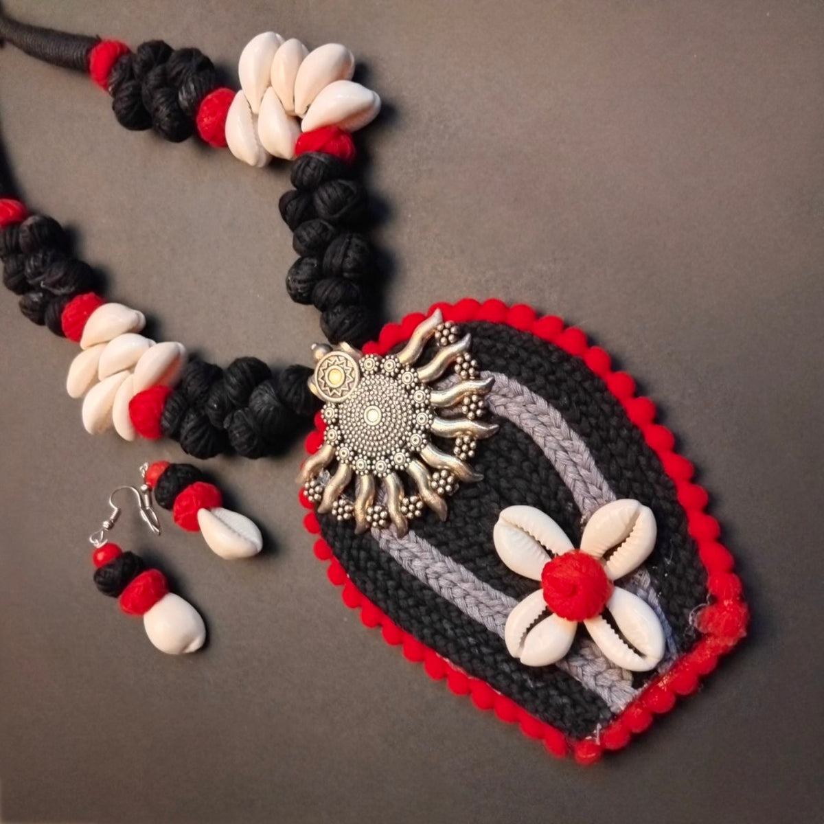 HINAYA FABRIC AND BEADS HANDMADE AND HANDSTICHED MALA/ NECKPIECE ML97
