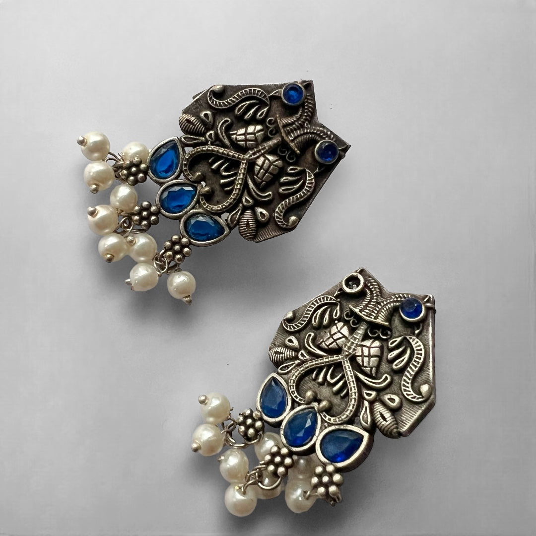 VIKARA BIJOUX PREMIUM AND EXCLUSIVE SEMI HANDMADE CHOKER WITH EARRINGS CH68