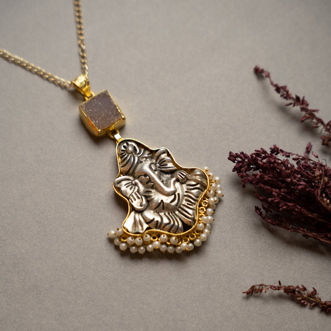 ROMANA PREMIUM 18K PLATED RAW STONE WITH BRASS HANDMADE ANTIQUE NECKPIECE/NECKLACE NL257