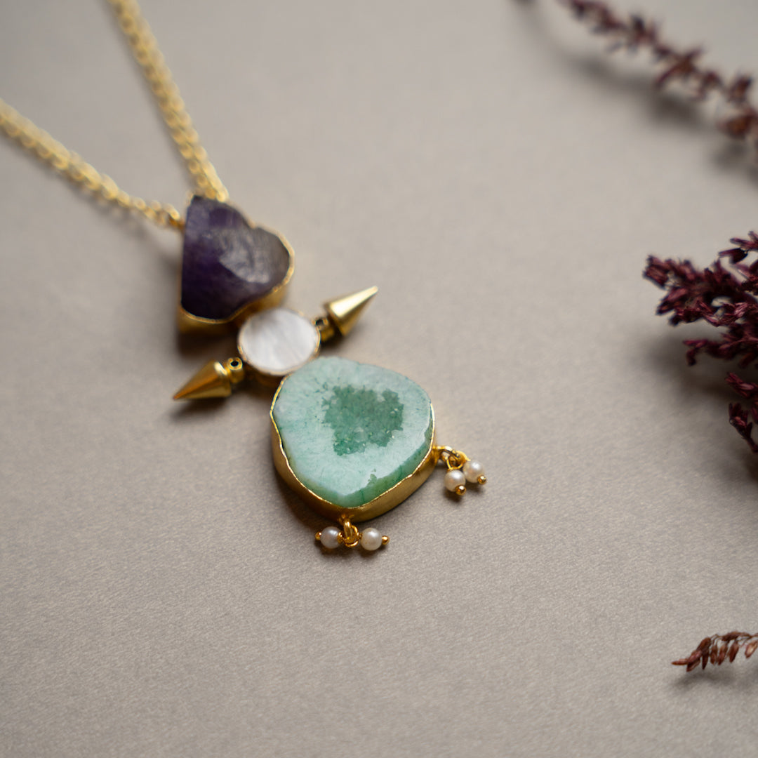 HARGAR PREMIUM 18K PLATED  HANDMADE PREMIUN NECKPIECE/NECKLACE NL255