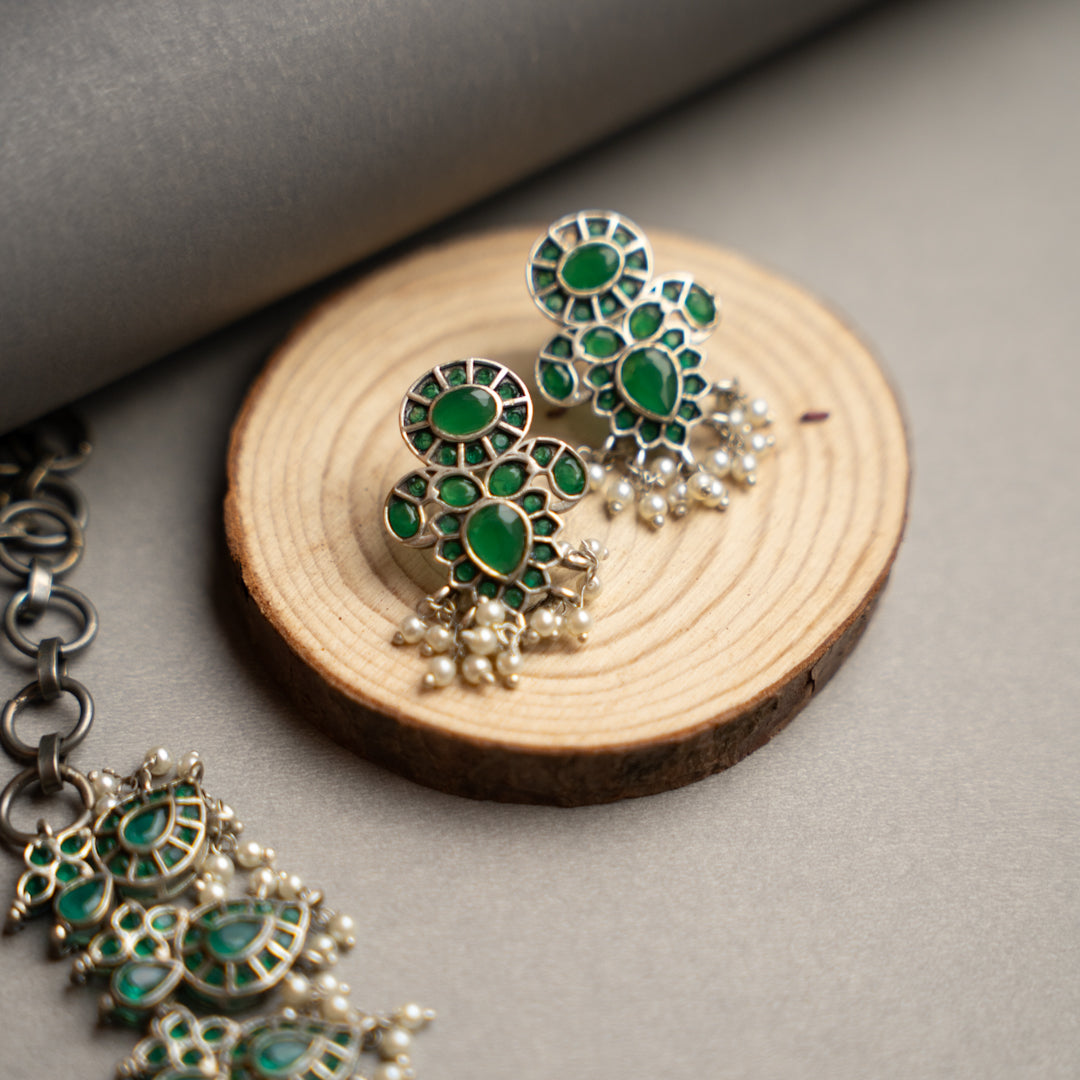 VARDHANA FAUX SILVER PREMIUM SEMI HANDMADE NECKLACE WITH EARRINGS NL127