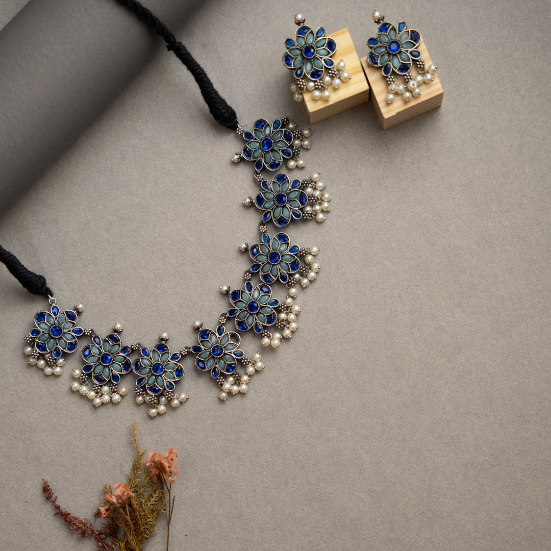 ATHENA BIJOUX PREMIUM SEMI HANDMADE ANTIQUE FAUX SILVER NECKPIECE/NECKLACE EARRINGS NL217