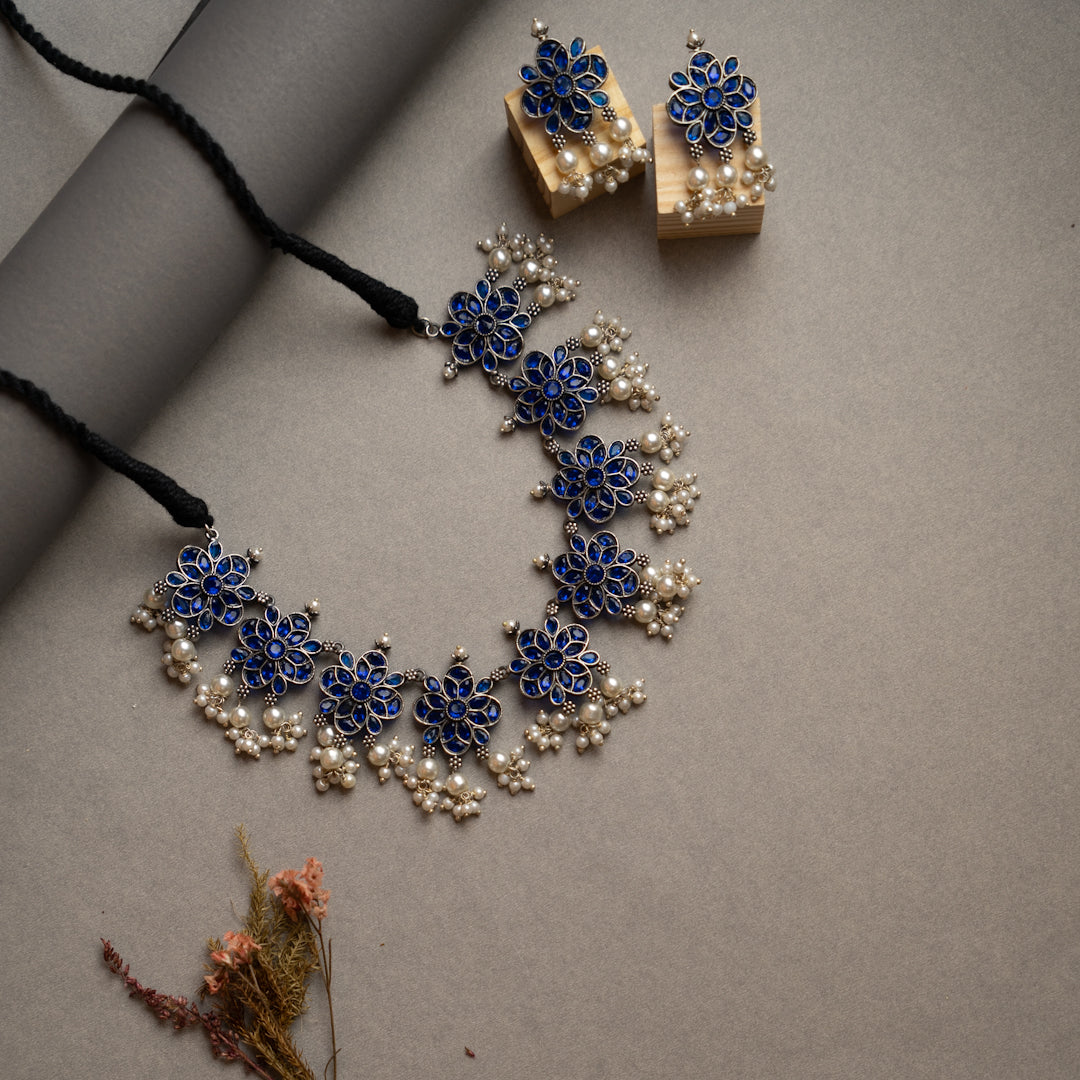 ATHENA BIJOUX PREMIUM SEMI HANDMADE ANTIQUE FAUX SILVER NECKPIECE/NECKLACE EARRINGS NL217