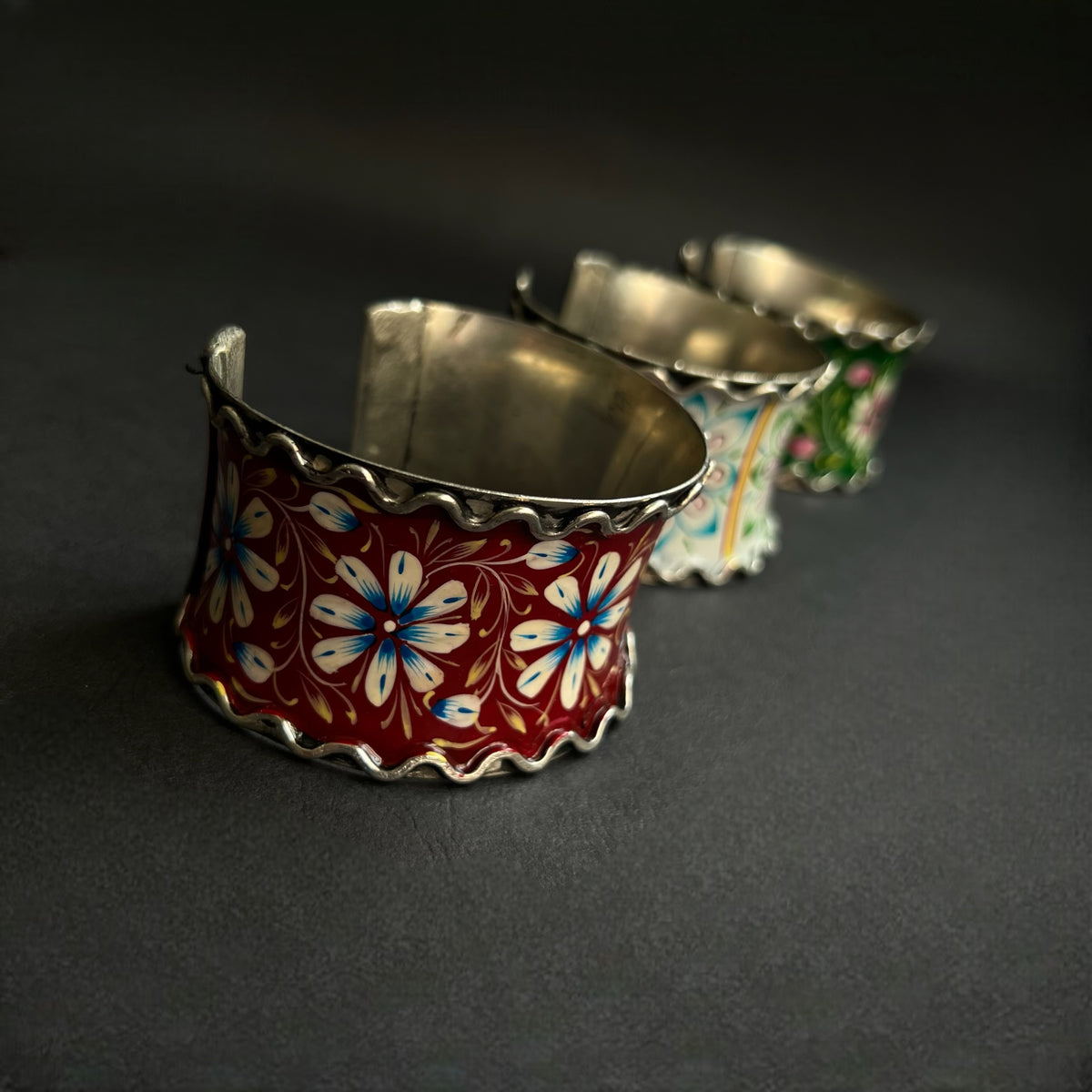 NITARA HAND HAMMERED AND HANDMADE HAND PAINTED ANTIQUE TONED CLASSIC HAND CUFF BR44