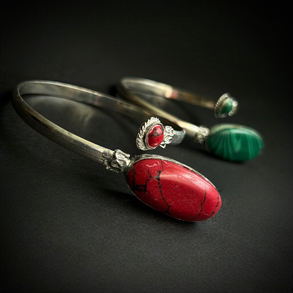 MINITA BLACK POLISH HAND CUFFS/BRACELET/BANGLES/KADAS BR93