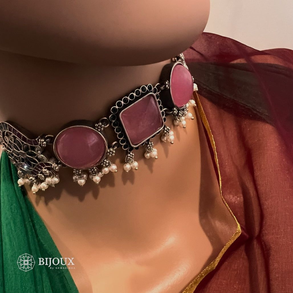 STELLA BIJOUX PREMIUM AND EXCLUSIVE SEMI HANDMADE CHOKER WITH EARRINGS CH125