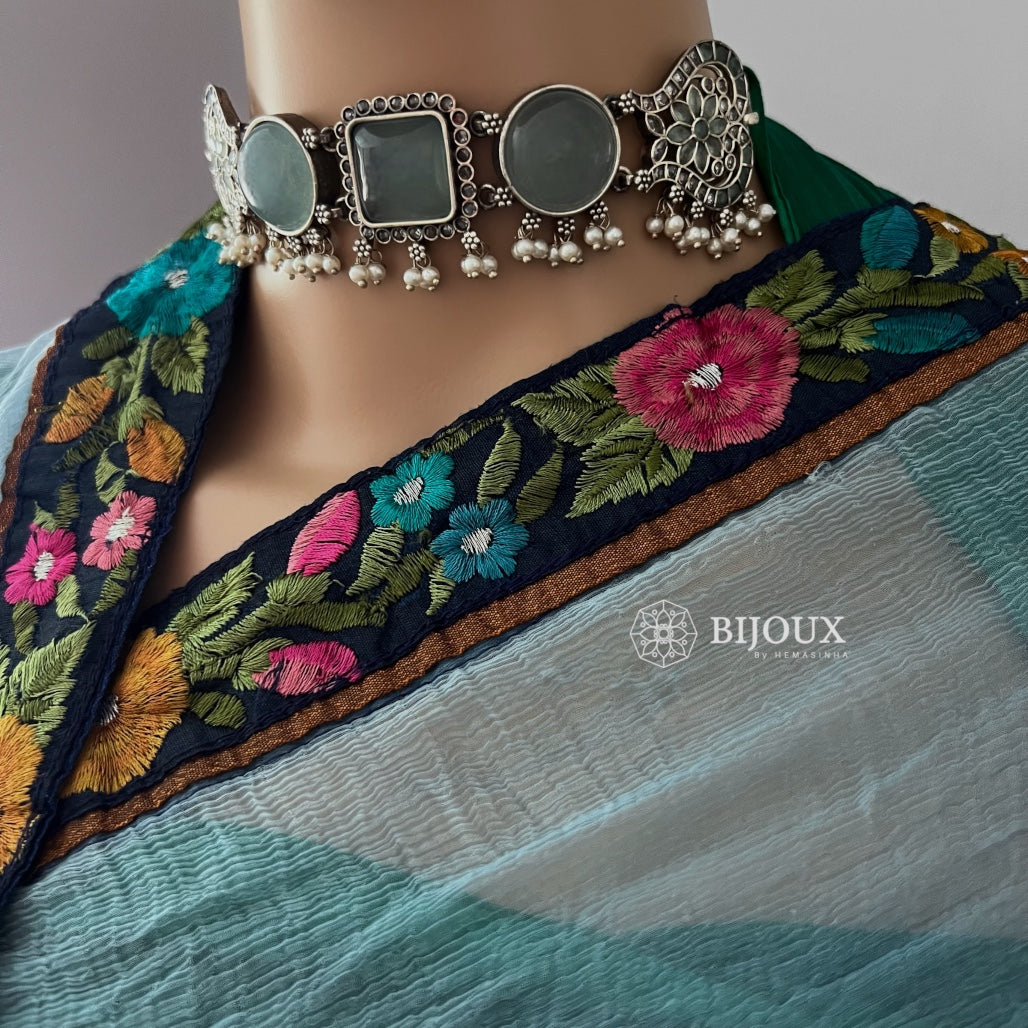 STELLA BIJOUX PREMIUM AND EXCLUSIVE SEMI HANDMADE CHOKER WITH EARRINGS CH125