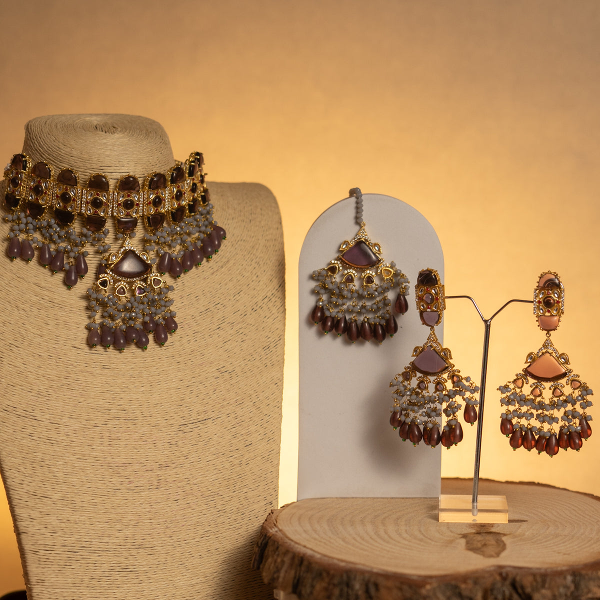 VIVAHA SEMI HANDMADE GOLD TONED MONALISA NECKLACE SET WITH TIKKA NL58