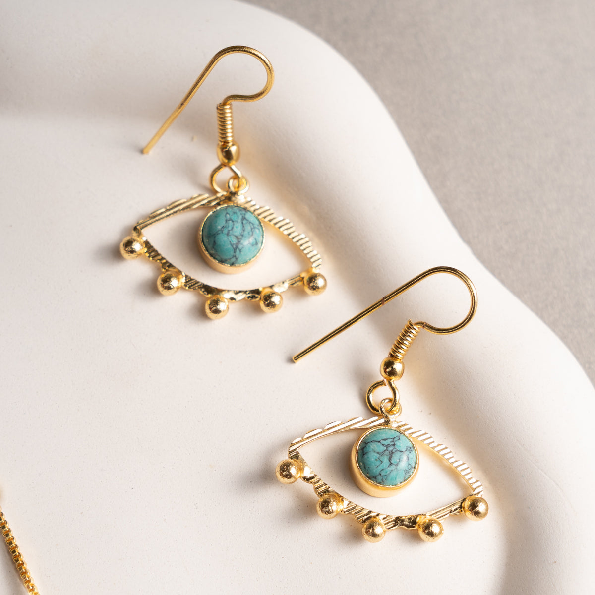 ELOISE GOLD TONED HANDMADE HAND HAMMERED NECKLACE WITH EARRINGS OF23