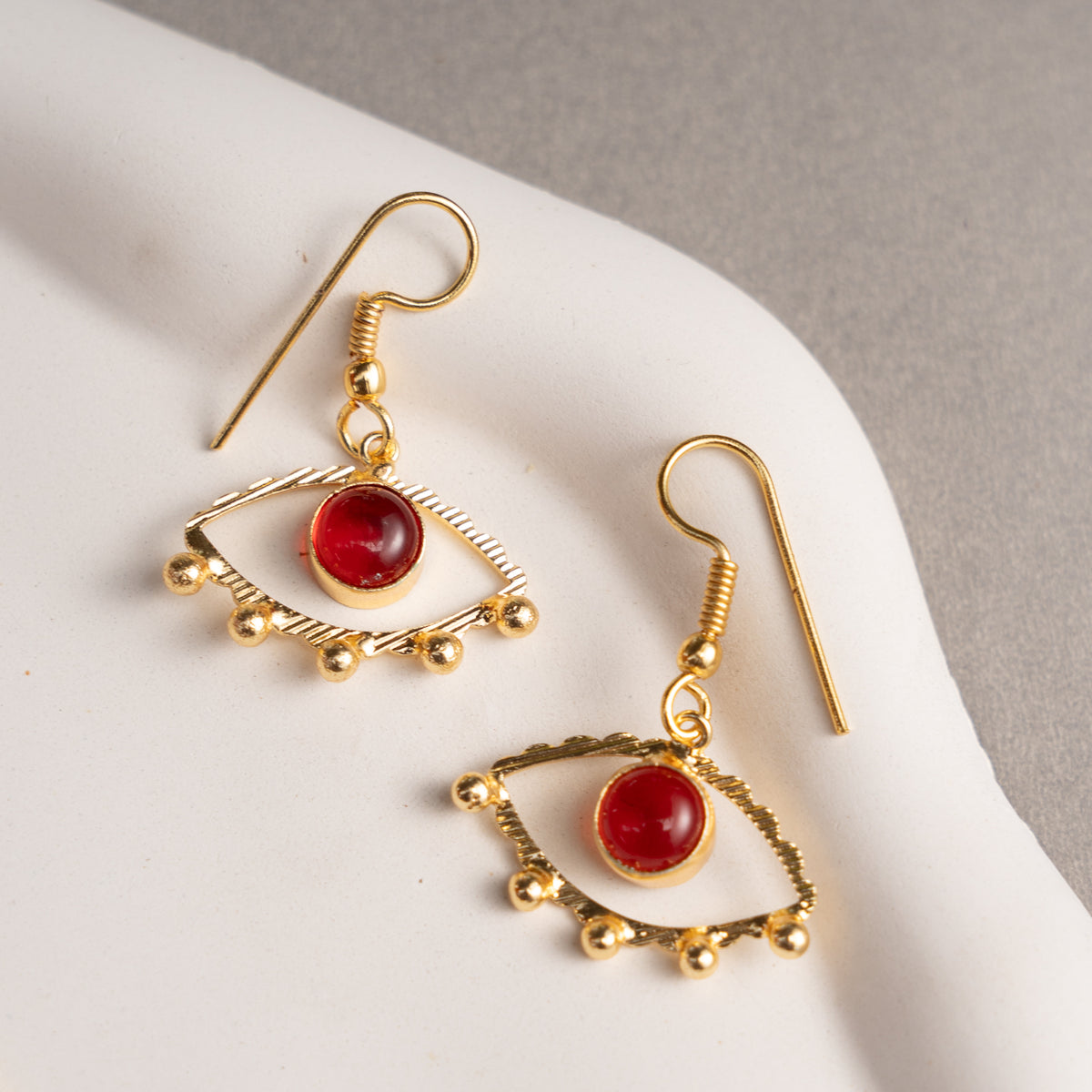 ELOISE GOLD TONED HANDMADE HAND HAMMERED NECKLACE WITH EARRINGS OF23