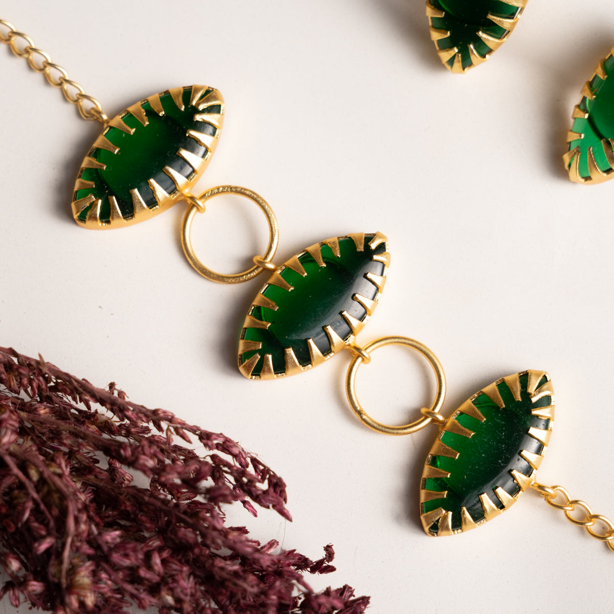 NAOMI GOLD TONED HANDMADE HAND HAMMERED CHOKER EARRINGS OF19