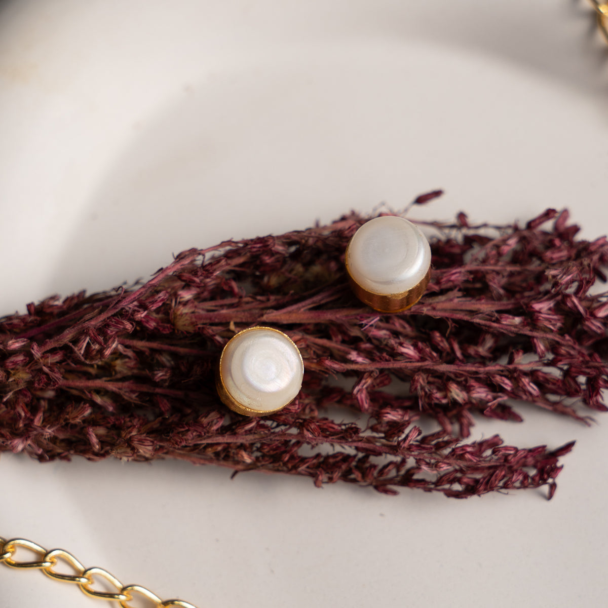 MARIA GOLD TONED HANDMADE HAND HAMMERED NECKLAC AND EARRINGS OF21