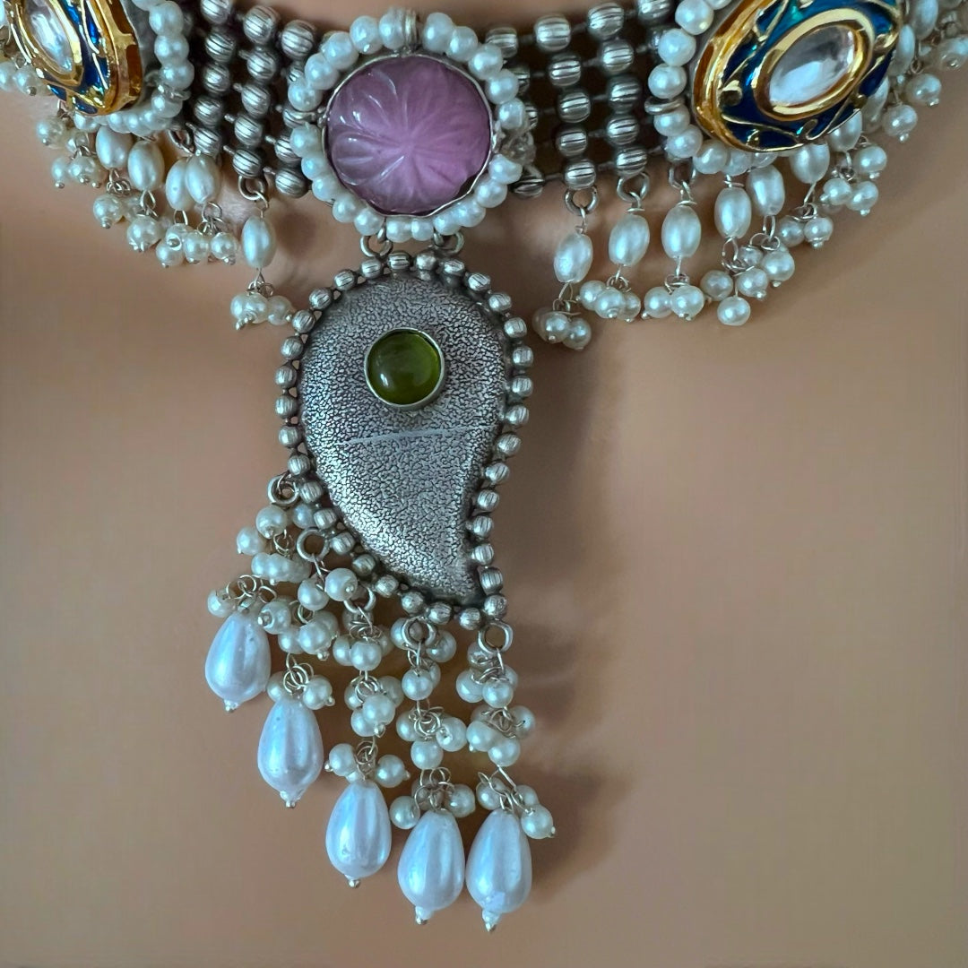 RELATA SILVER LOOK ALIKE SEMI HANDMADE RUSTIC CHOKER WITH EARRINGS CH311