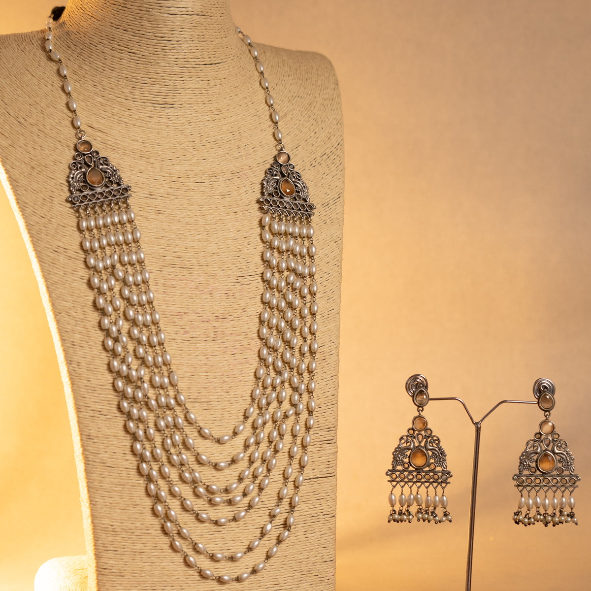 JENISHA PEARL LAYERED HANDMADE SILVER LOOK ALIKE MALA/ NECKPIECE  ML202