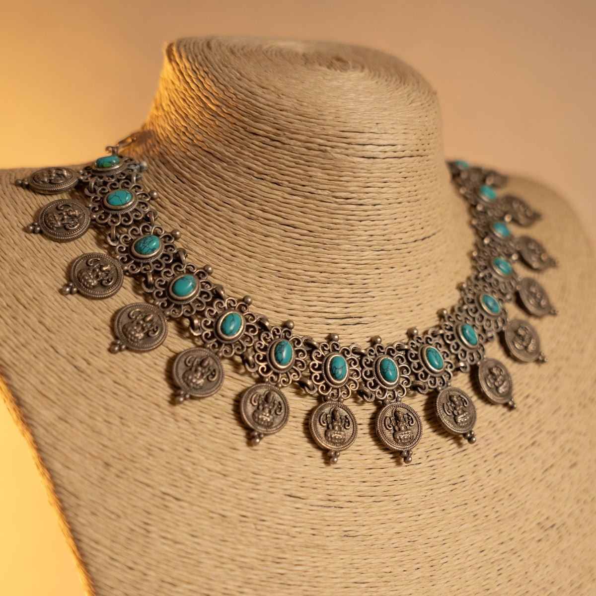 SARAH TEMPLE FAUX SILVER SEMI HANDMADE ANTIQUE NECKPIECE/NECKLACE WITH EARRING NL276