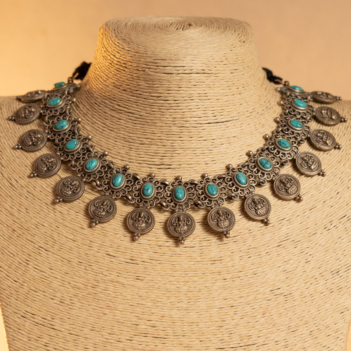 SARAH TEMPLE FAUX SILVER SEMI HANDMADE ANTIQUE NECKPIECE/NECKLACE WITH EARRING NL276