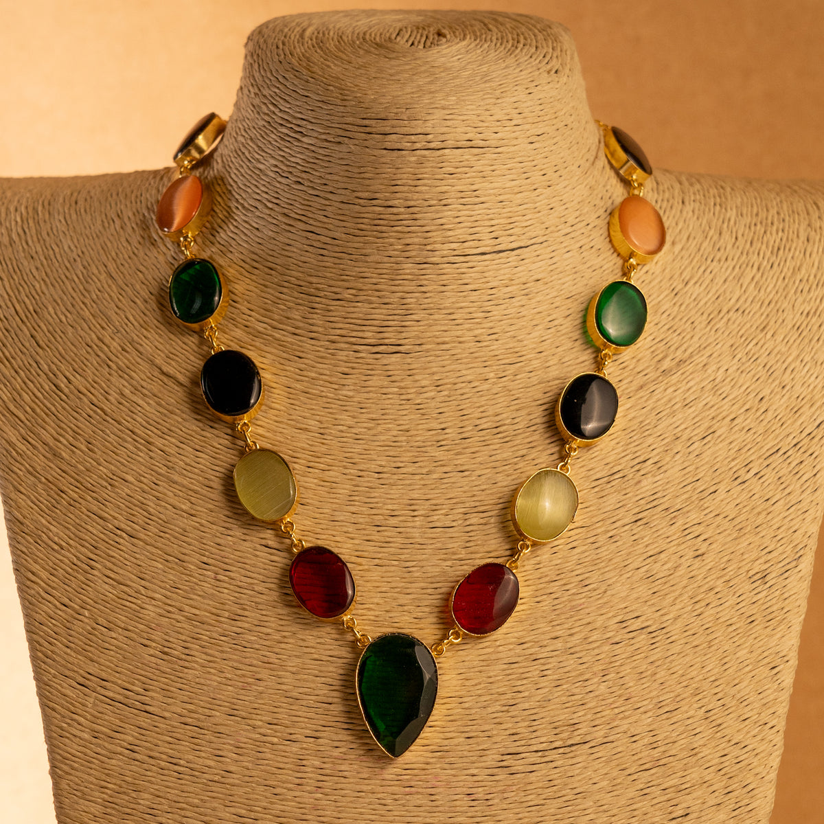 MOLE HANDMADE BIJOUX PREMIUM AND BIJOUX EXCLUSIVE MONALISA NECKLACE/ NECKPIECE NL32