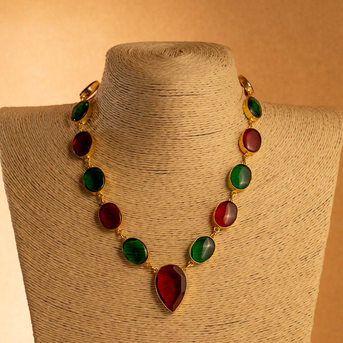 MOLE HANDMADE BIJOUX PREMIUM AND BIJOUX EXCLUSIVE MONALISA NECKLACE/ NECKPIECE NL32