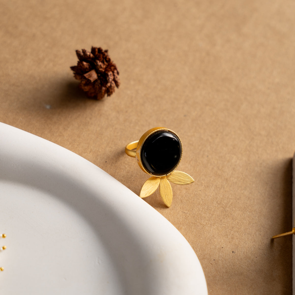 MOXIE SET RING EARRING AND NECKLACE HANDMADE GOLD TONED PREMIUM NECKLACE/NECKPIECE EARRING SET NL31