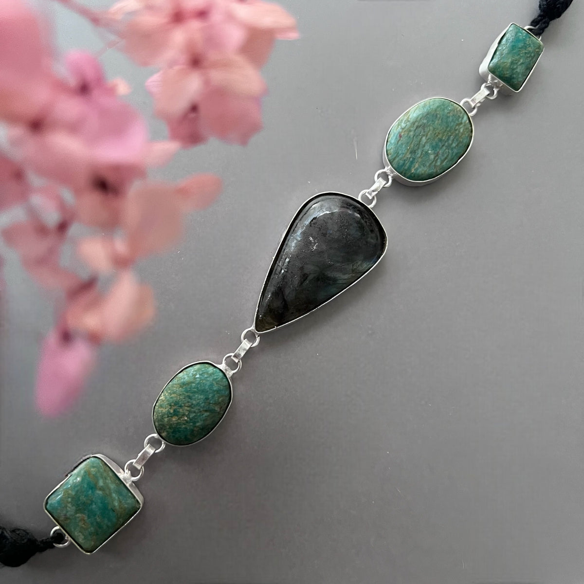 RIKARA BIJOUX PREMIUM AND EXCLUSIVE NATURAL STONE HANDMADE CHOKER CH385