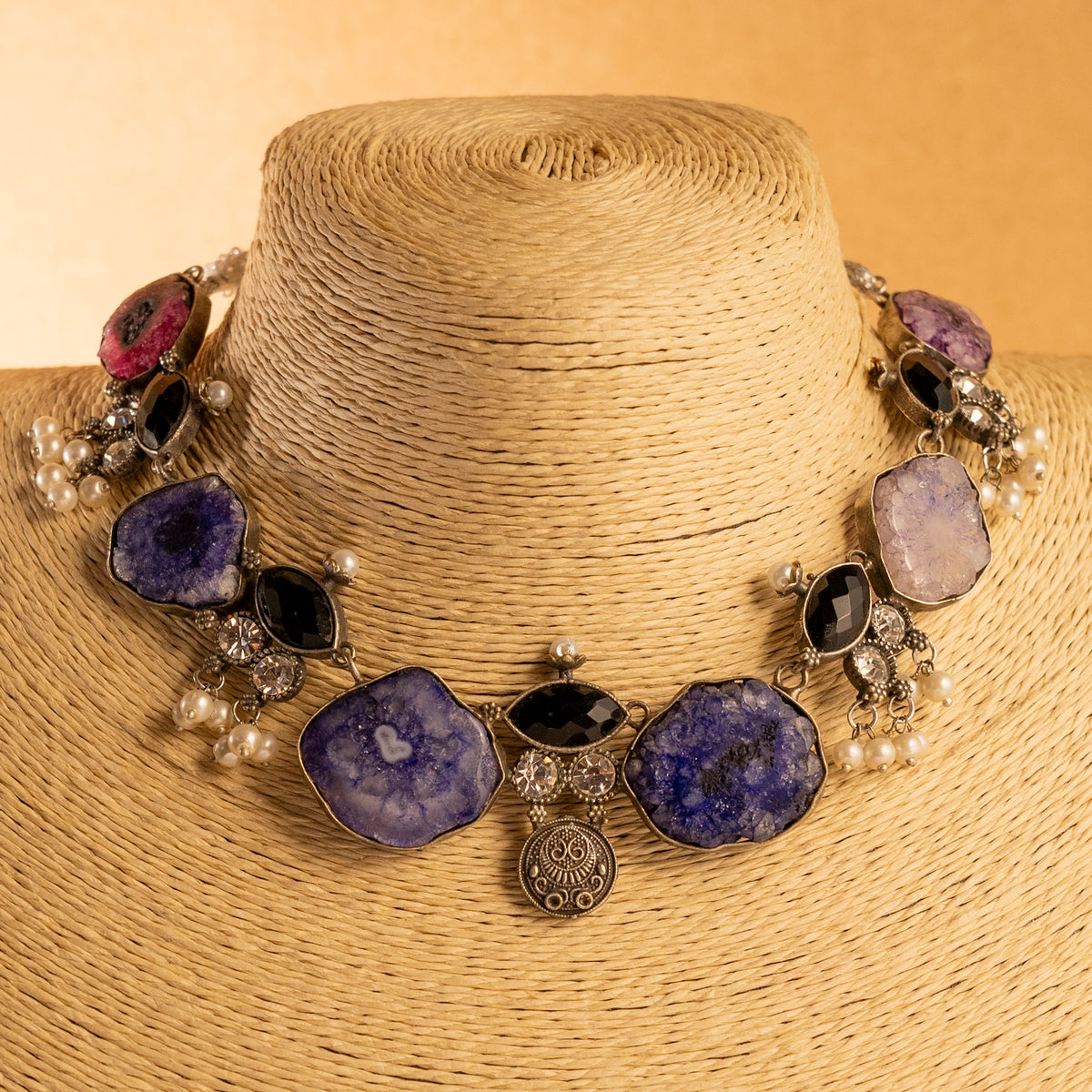 PRETHI NATUAL STONES PREMIUM FAUX SILVER HANDMADE ANTIQUE NECKLACE/NECKPIECE NL19