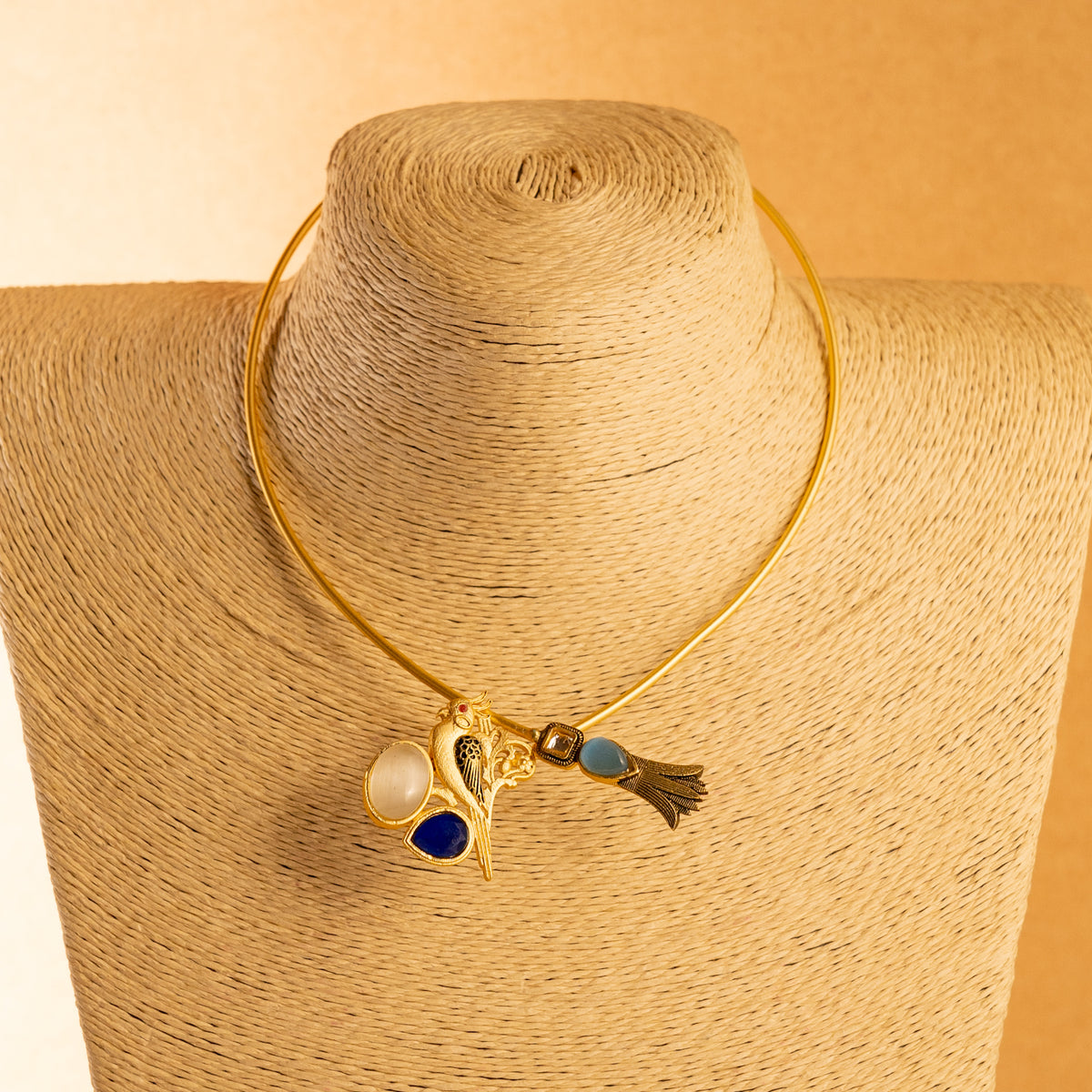 ANUHA HANDMADE HAND HAMMERED ANTIQUE NECKPIECE/NECKLACE/HASLI NL18