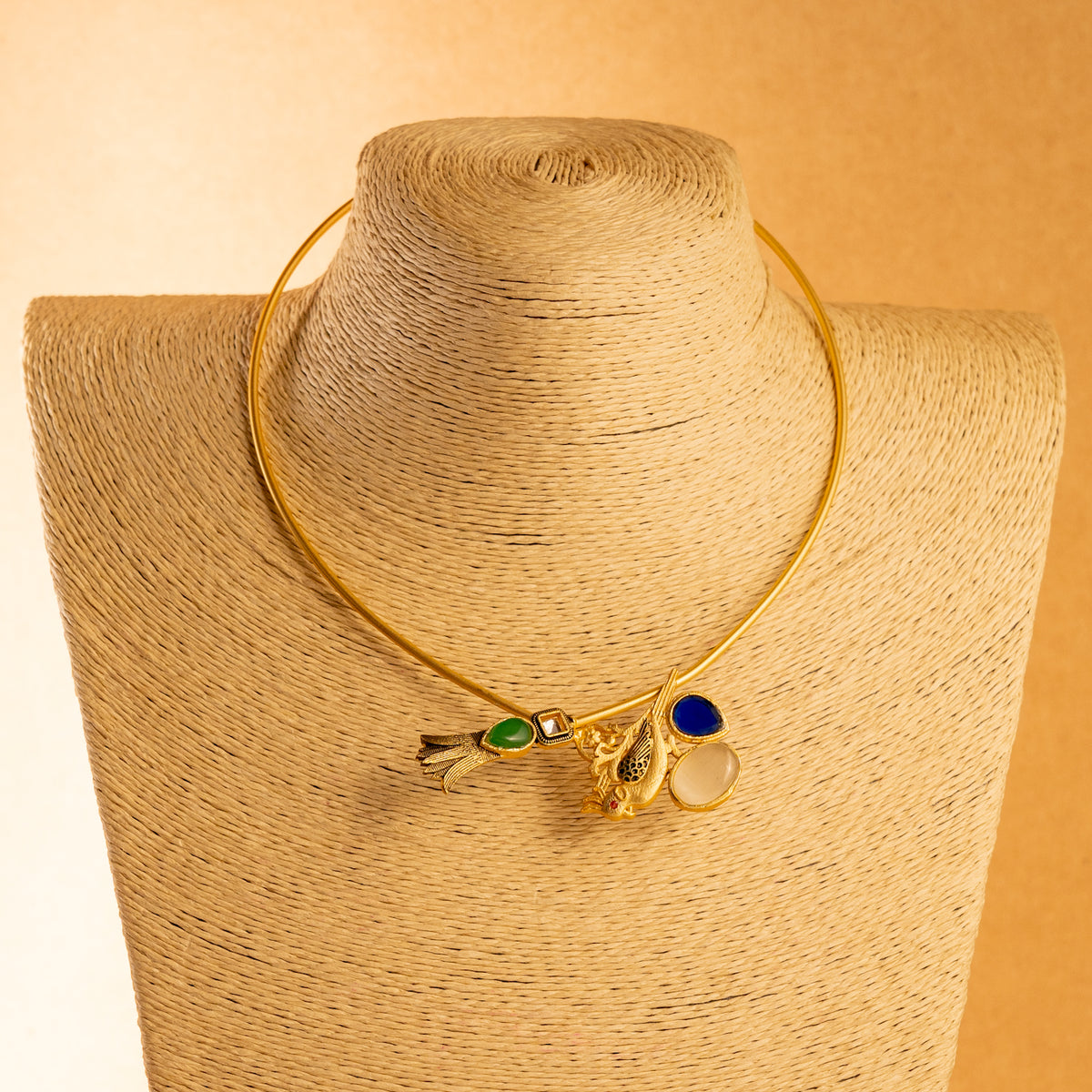 ANUHA HANDMADE HAND HAMMERED ANTIQUE NECKPIECE/NECKLACE/HASLI NL18