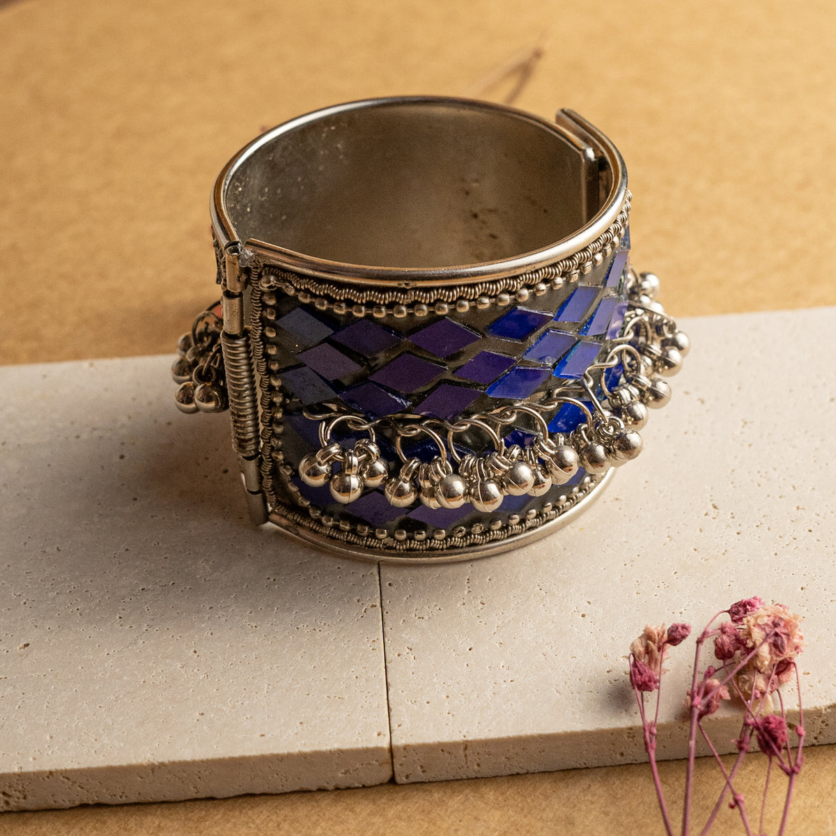 MINNU BLACK POLISH HAND CUFFS/BRACELET/BANGLES/KADAS 
 BR70