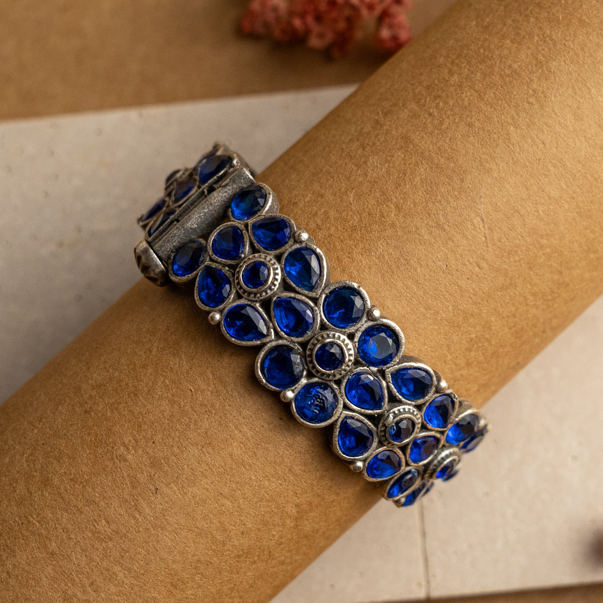 VINI SEMI HANDMADE SILVER TONED FAUX SILVER CLASSIC BRACELET/BANGLES/KADA BR66