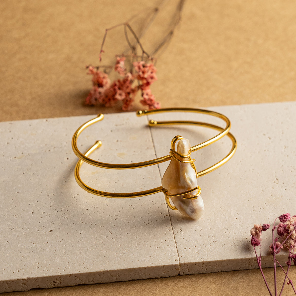 RINA HAND HAMMERED AND HANDMADE MOP GOLD TONED CLASSIC  BRACELETS BR31