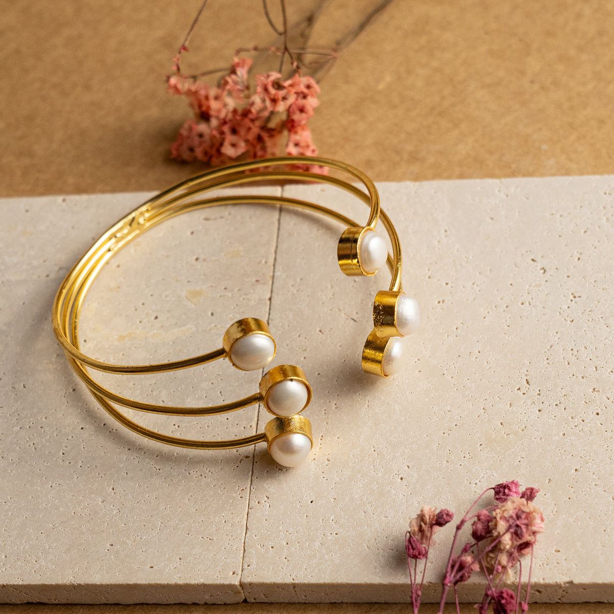 PINORA HAND HAMMERED AND HANDMADE GOLD TONED CLASSIC BRACELETS BR41