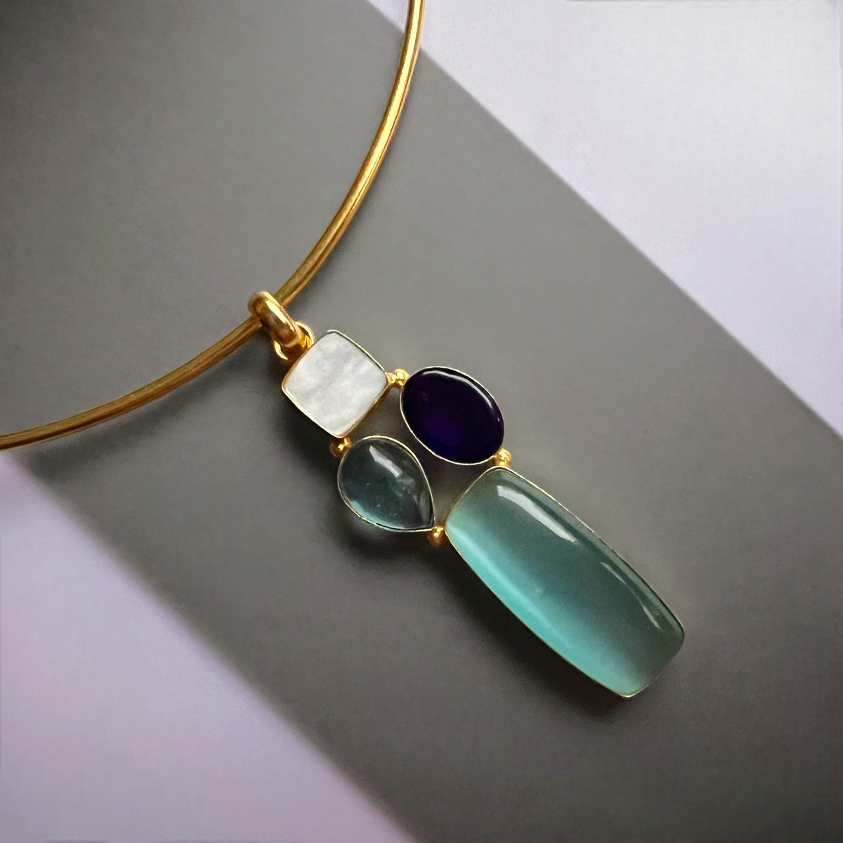 EVELYN HANDMADE BIJOUX PREMIUM AND BIJOUX EXCLUSIVE HASLI CH476