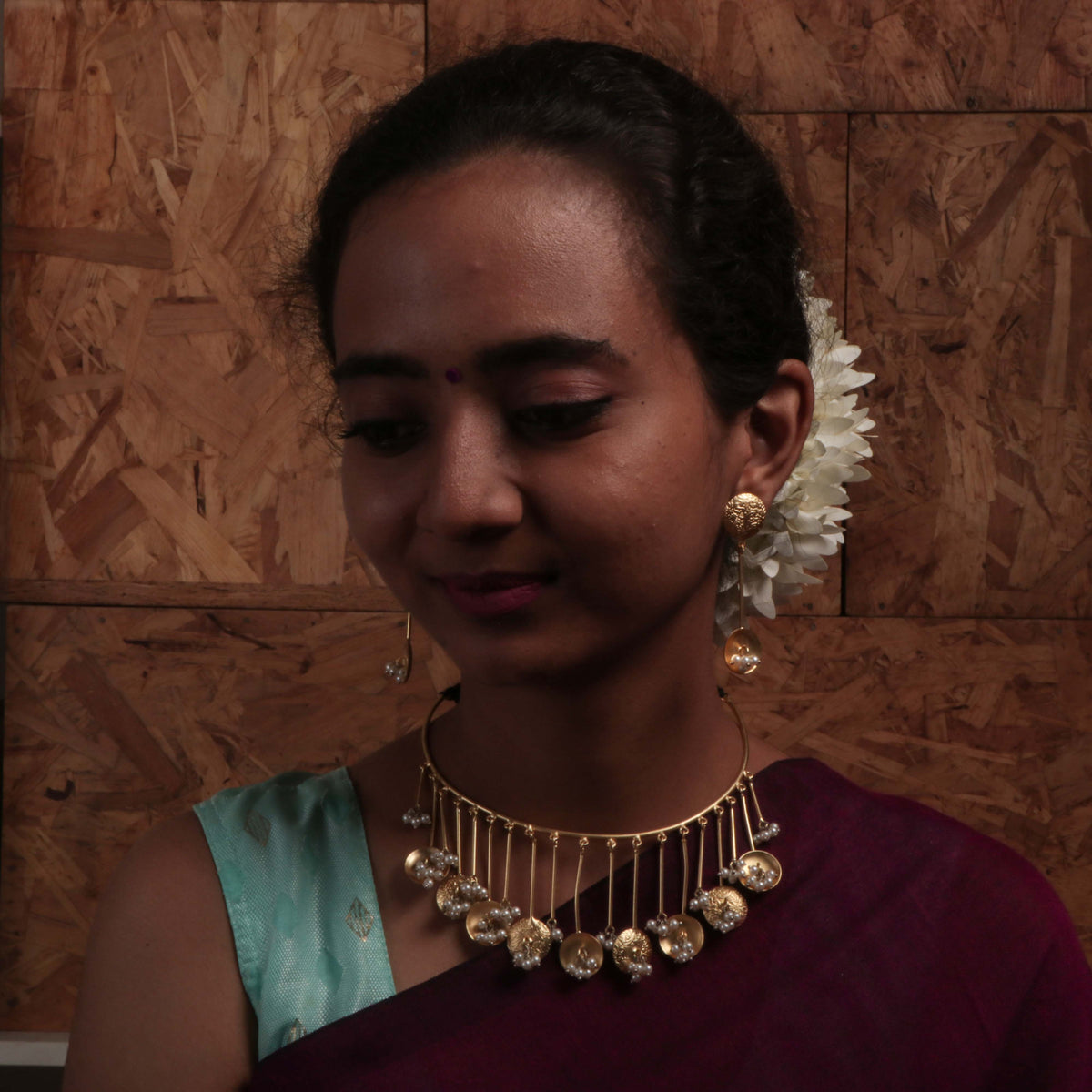 RILEY BIJOUX PREMIUM AND EXCLUSIVE HANDMADE CHOKER WITH EARRINGS CH123