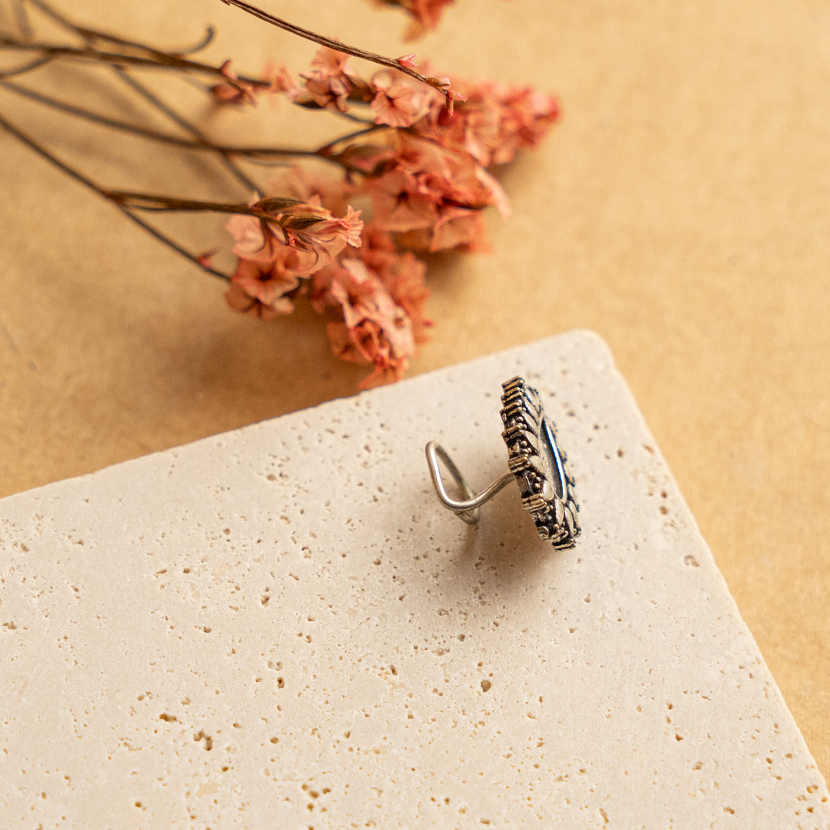 SRIMA PIERCED NOSE STUDS NS74