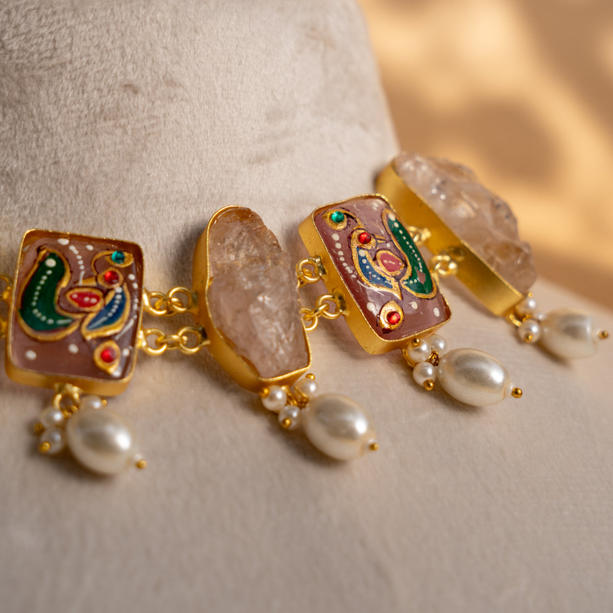 LIYA HANDMADE RAW STONE AND HAND PAINTED CHOKER WITH EARRINGS CH305