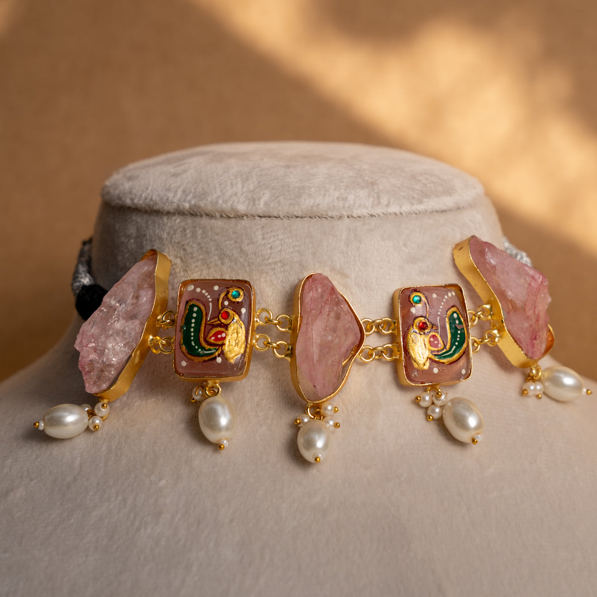 LIYA HANDMADE RAW STONE AND HAND PAINTED CHOKER WITH EARRINGS CH305