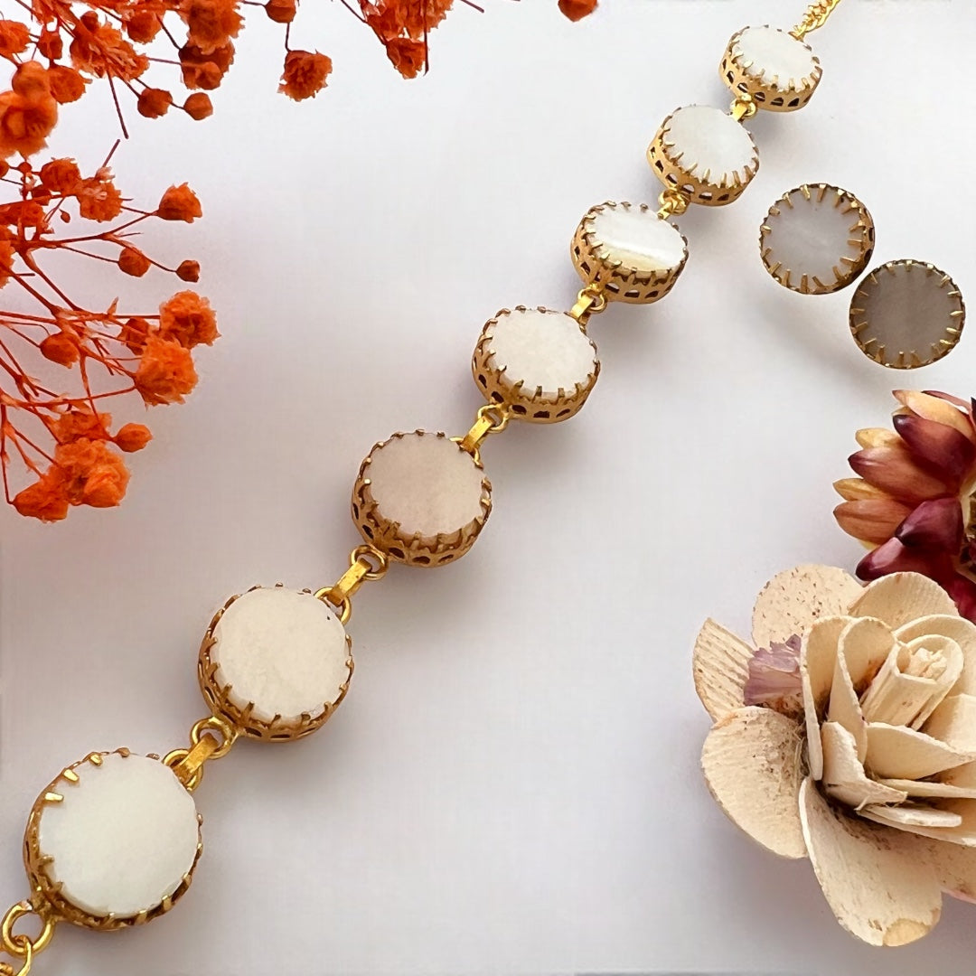 RIMMALA HANDMADE HAND HAMMERED MOP SHELL NECKPIECE SET WITH EARRING NL240