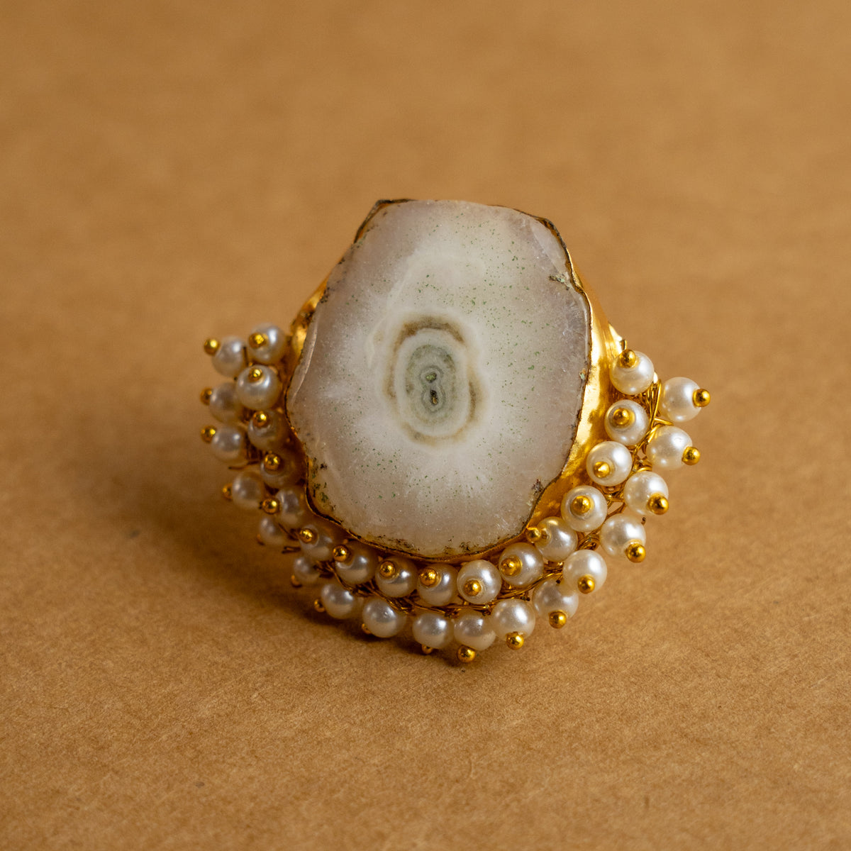 AINARA NATURAL AGATE STONE HANDMADE CHOKER ,EARRINGS ,BRACELET AND STUD CH316