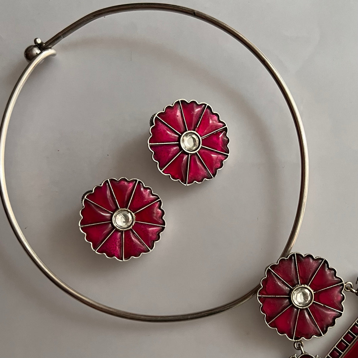 MING BIJOUX PREMIUM AND EXCLUSIVE SEMI HANDMADE HASLI/NECKPIECE WITH EARRINGS CH421