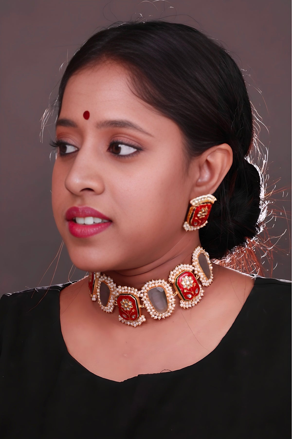 AAKRITI LAC  BIJOUX PREMIUM AND EXCLUSIVE HANDMADE CHOKER WITH EARRINGS CH204