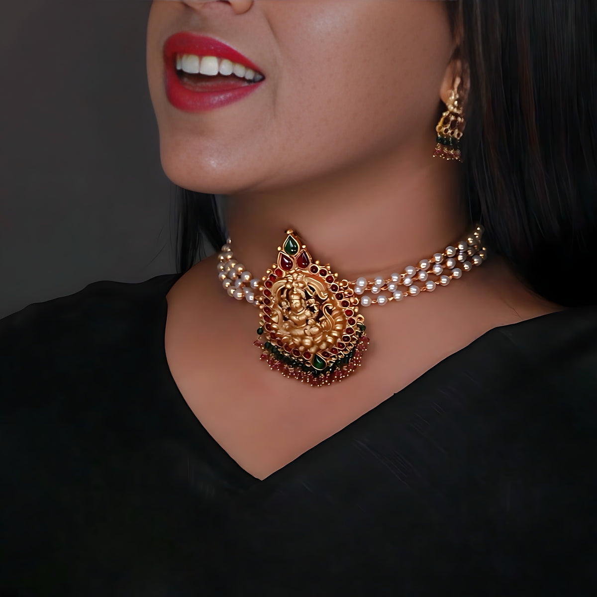 TIRZA GOLD TONED CHOKER WITH EARRINGS CH329