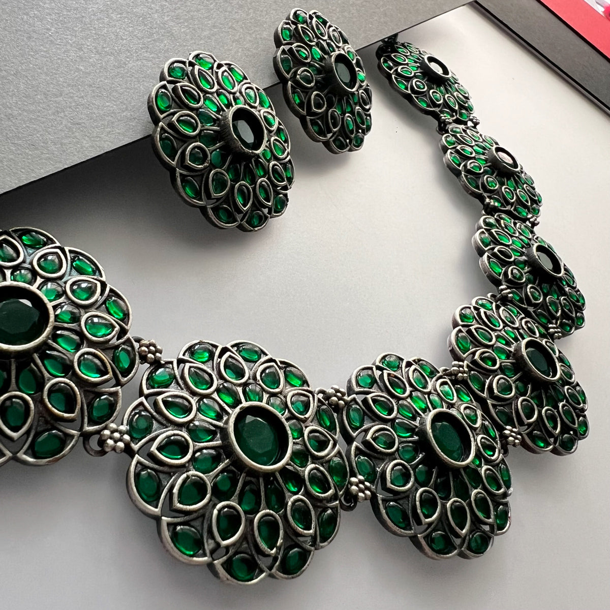 BRUNDHA FAUX SILVER SEMI HANDMADE ANTIQUE NECKPIECE/NECKLACE WITH EARRING NL262