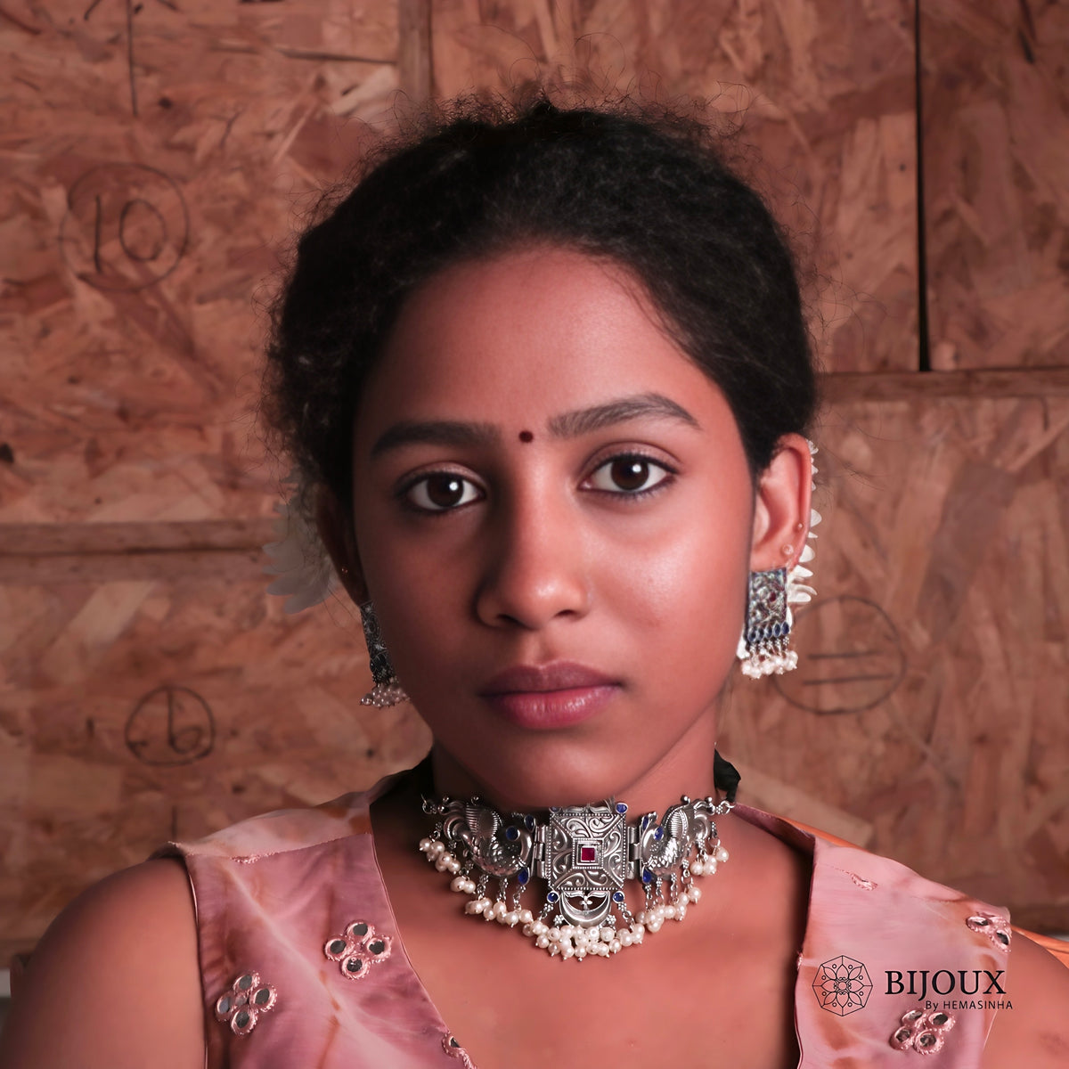 AGANA BIJOUX PREMIUM SEMI HANDMADE CHOKER WITH EARRINGS CH64